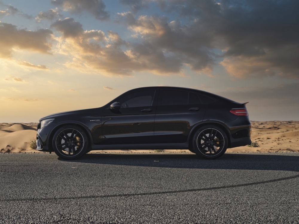 Siyah Mercedes Benz AMG GLC 63S Coupe 2018